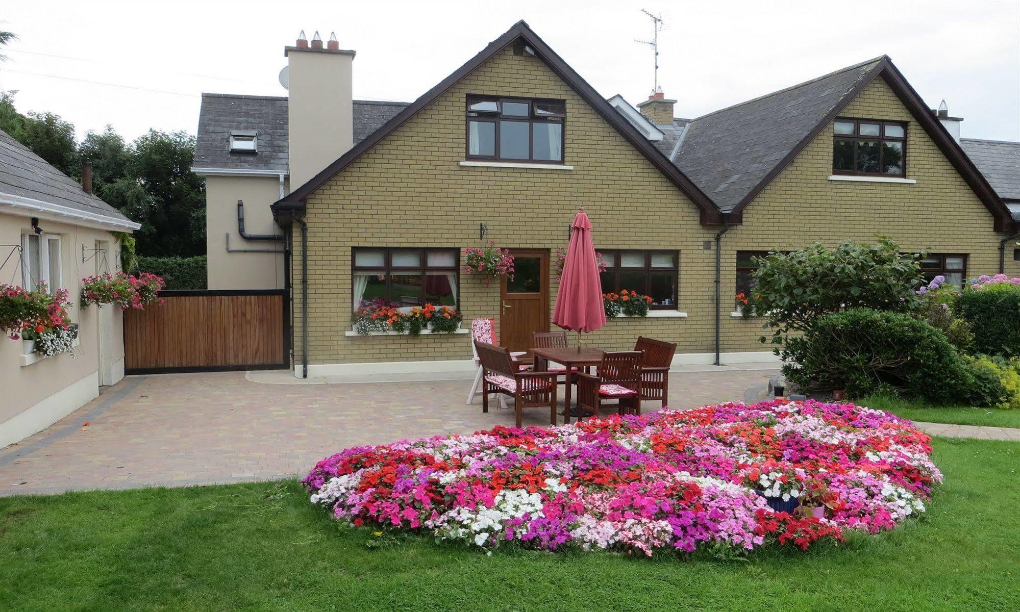 Heritage Accommodation Dundalk Exterior foto